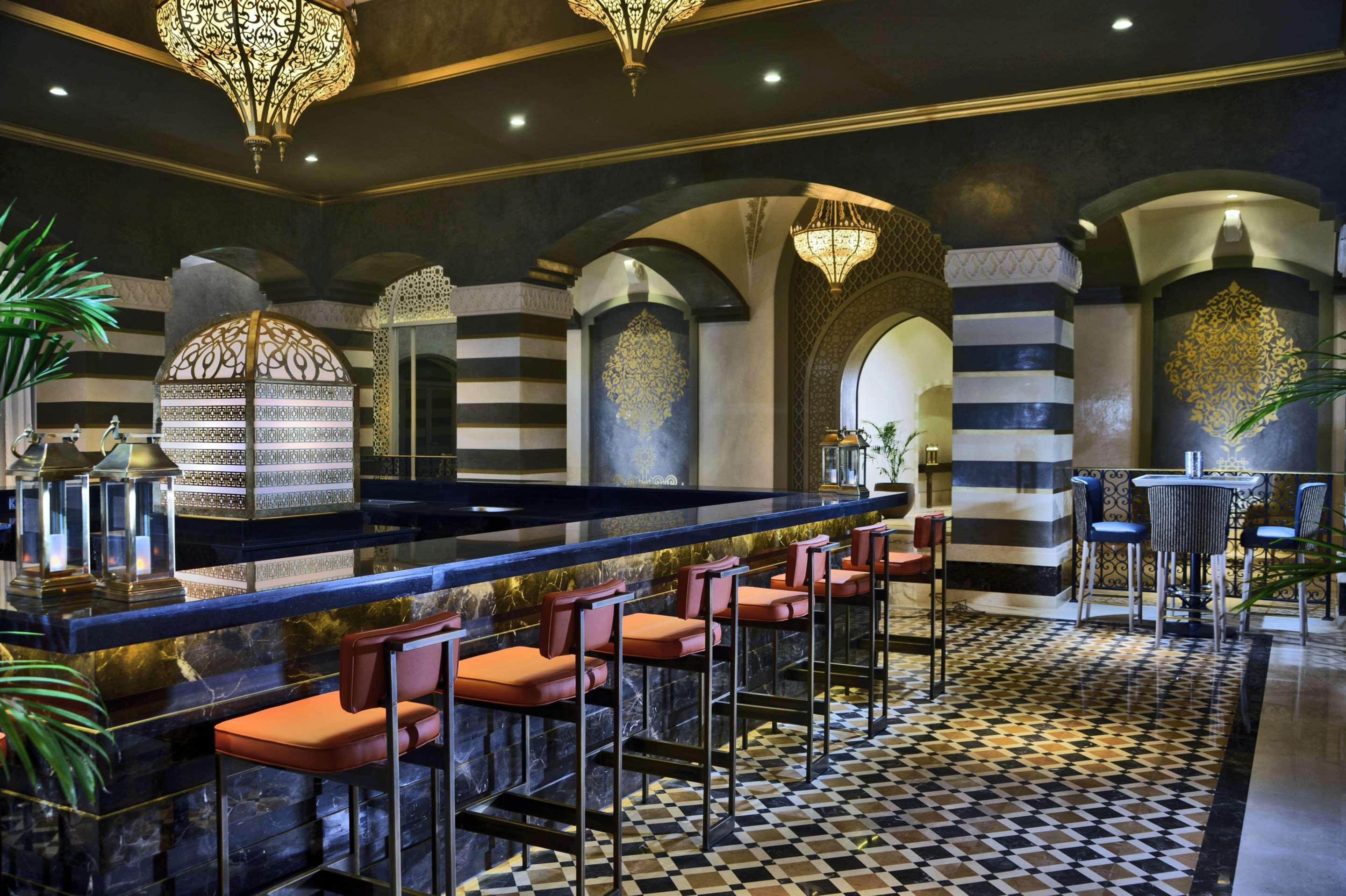 Steigenberger Alcazar Hotel Sharm el-Sheikh Bagian luar foto The bar at the hotel