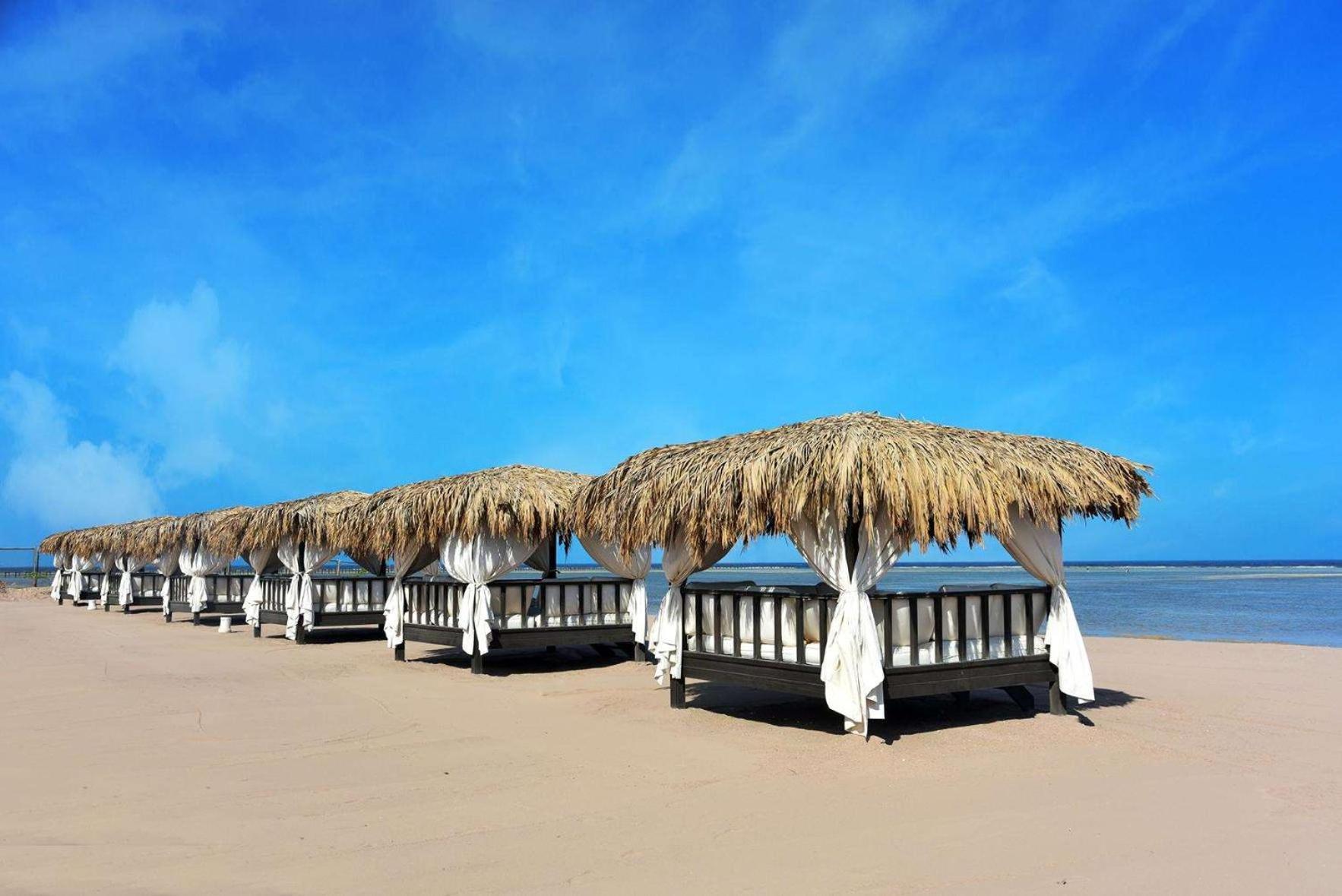 Steigenberger Alcazar Hotel Sharm el-Sheikh Bagian luar foto Beach at the Hilton Sharm El Menara